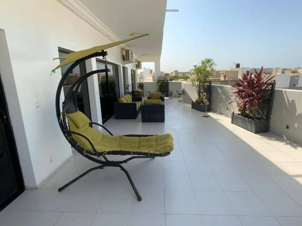 Terrasse avant transformation, photo d'origine